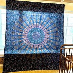 Anthropologie Urban Outfitters MT Wall Hanging Tapestry Sheet Coverlet 82” x 96”